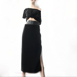 Chic Faux leather skirt